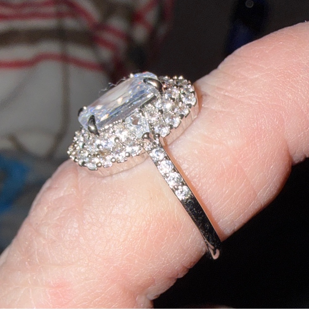 Bomb party ring - Picture 3 of 4